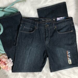 NWT Vintage Faded Glory Bootcut Jeans Size 16